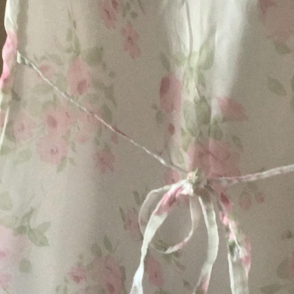 Party dress  by KT girls floral very pretty size 7/8 full lining cap sleeve. - Picture 10 of 12